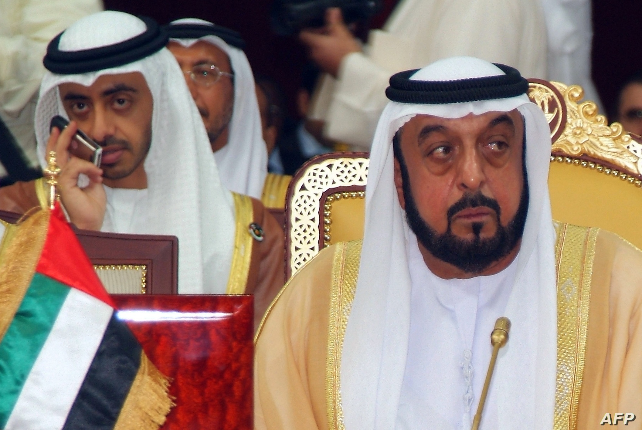 وفاة خليفه بن زايد رئيس الامارات