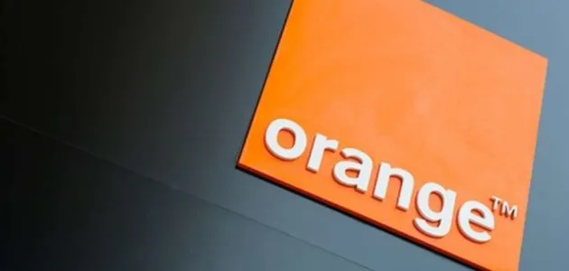 ما هي المزايا التي يوفرها برنامج orange deals 2023